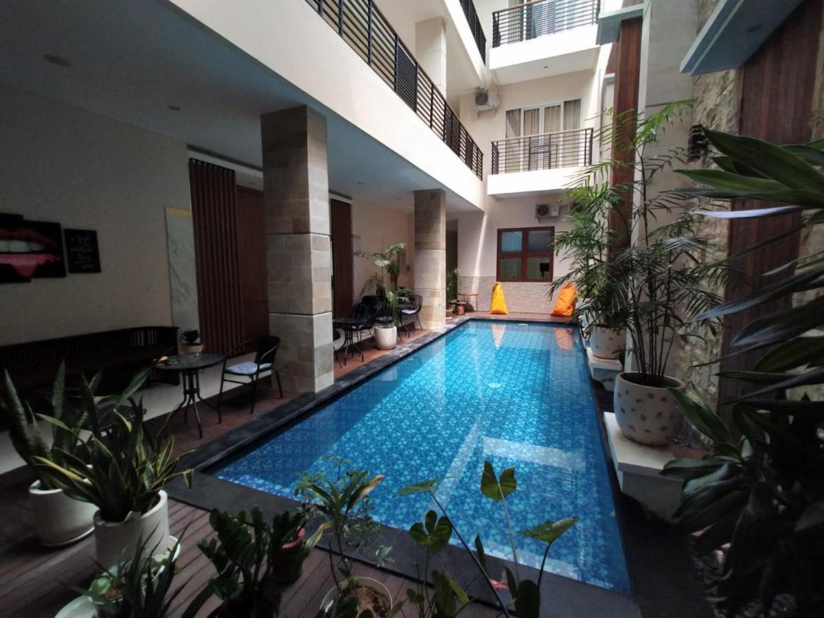 Ultimate Residence Bali Denpasar  Ngoại thất bức ảnh