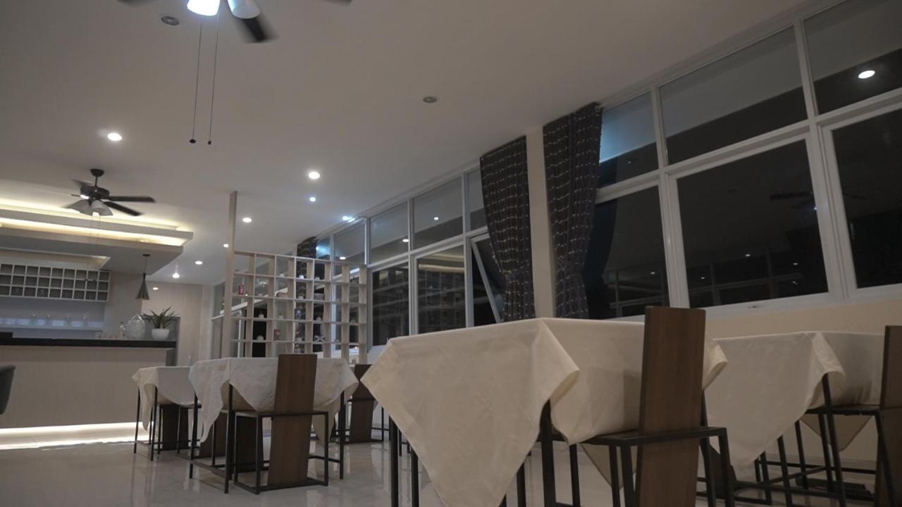 Ultimate Residence Bali Denpasar  Ngoại thất bức ảnh