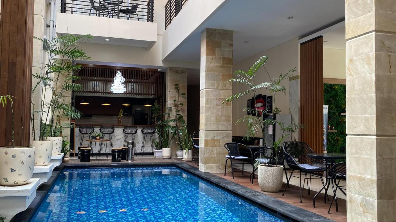 Ultimate Residence Bali Denpasar  Ngoại thất bức ảnh