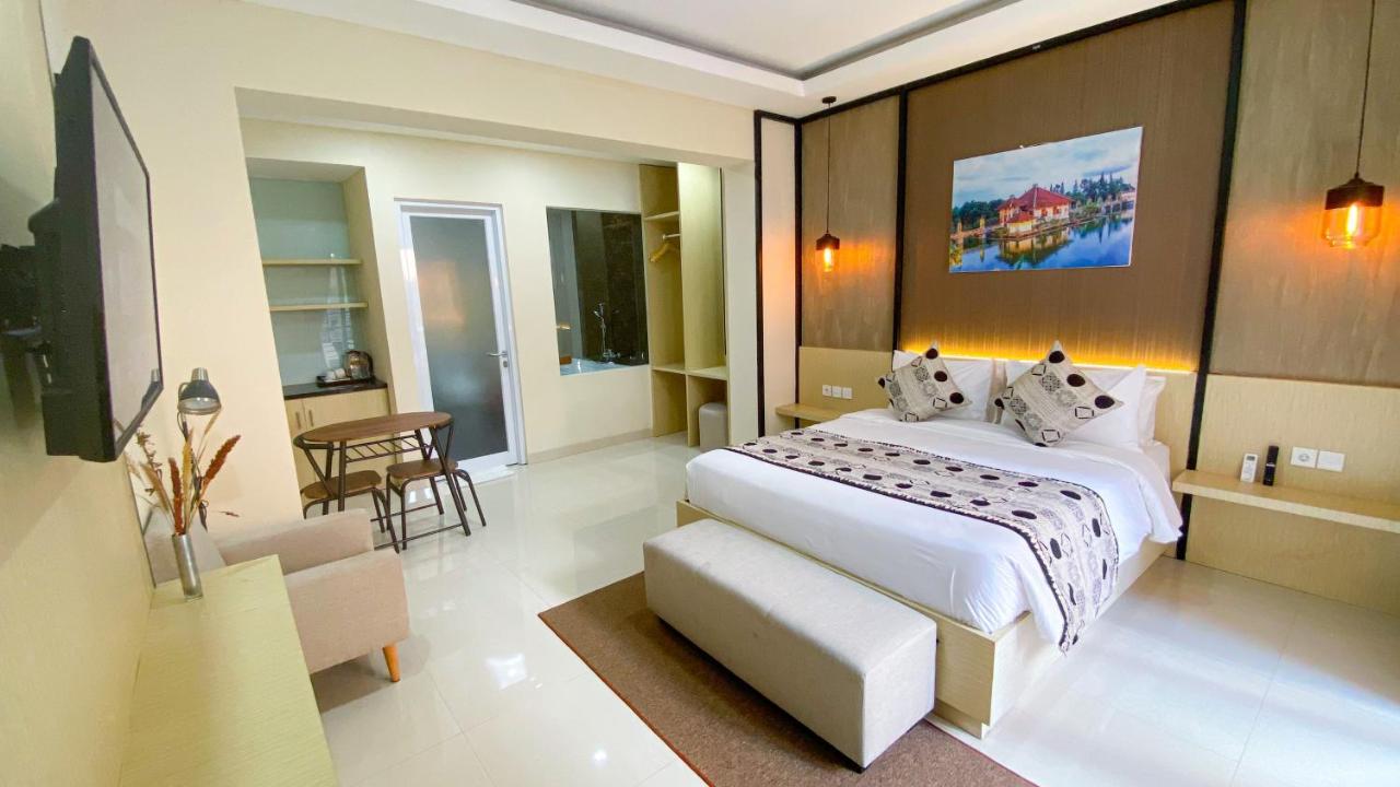 Ultimate Residence Bali Denpasar  Ngoại thất bức ảnh